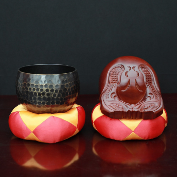 Bộ Chuông Mõ Tụng Kinh Tại Gia Cao Cấp – Chuông Đồng Vảy Cá & Mõ Gỗ Chương Mộc